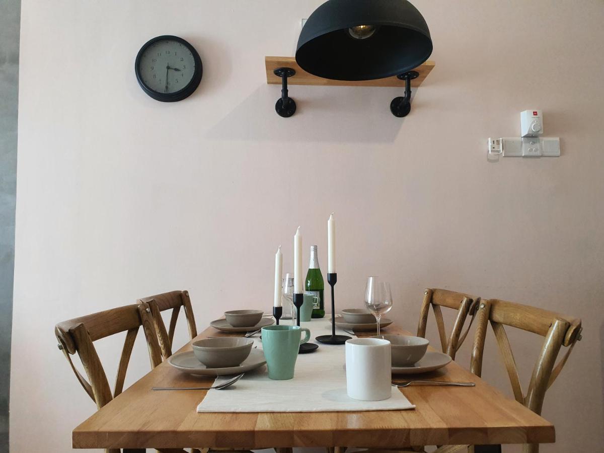 Cozy 2 Bedrooms 4 Pax Menjalara Near Desa Park City 쿠알라룸푸르 외부 사진