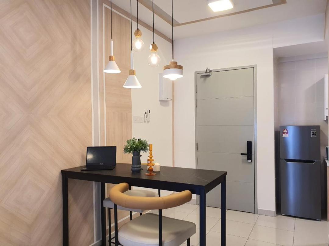 Cozy 2 Bedrooms 4 Pax Menjalara Near Desa Park City 쿠알라룸푸르 외부 사진