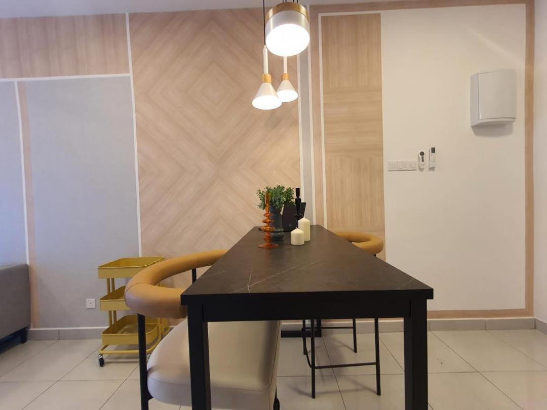 Cozy 2 Bedrooms 4 Pax Menjalara Near Desa Park City 쿠알라룸푸르 외부 사진